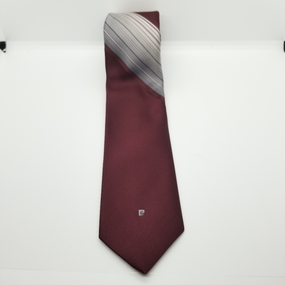 Pierre Cardin maroon tie with diagonal gray stripes